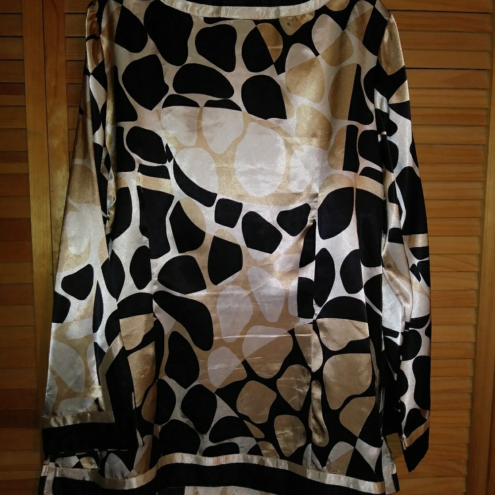 Shirt - Picture 2 of 2